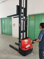 Équipement de manutention de matériaux à émission zéro en intérieur, logistique, chariot élévateur hydraulique de 1,5 tonne, CDD15, mini gerbeur électrique compact à marche