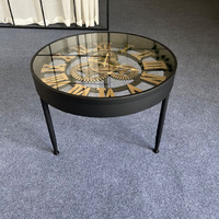 Table basse de petit appartement nordique vintage côté hôtel américain quelques tables basses d'art d'horloge haut de gamme