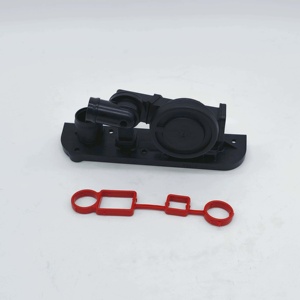 Клапан вентиляции картерных газов двигателя 2.0T 06F129101F 06F129101K 06F129101L 06F129101R - Product Image 2