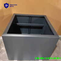 Kotak Penanam Aluminium Persegi Modular Luar Ruangan Berlapis Bubuk Hitam Kustom dengan Lubang Drainase Gaya Australia untuk Taman