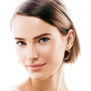 Pendientes de Plata de Ley 925 con Diamantes Cultivados en Laboratorio con Corte Corazón Vintage, Joyería Elegante y Ecológica, Regalo para Mujer, Uso Diario - Product Image 3