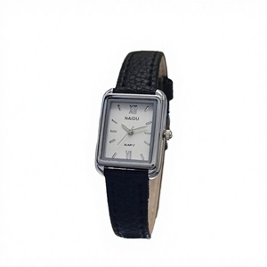 Reloj de Cuarzo Rectangular de Lujo para Mujer, Reloj de Pulsera Deportivo Vintage de Aleación, Movimiento Ronda, Esfera Elegante con Números Romanos - Product Image 1