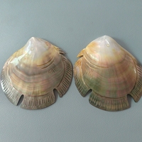 Décoration de maison en nacre noire naturelle faite à la main, gravée en forme de poisson, pour bijoux