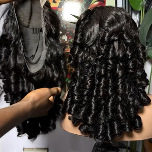 Vente en gros 210% densité boucles rebondissantes perruques sans colle cheveux humains 5x5 fermeture en dentelle prédécoupée dentelle couches bouclés perruque cheveux indiens bruts - Product Image 5