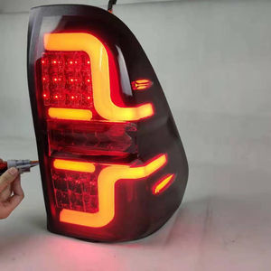 Vente en gros, assemblage de feux arrière à Led pour Toyota Hilux Revo 2015-2018 - Product Image 1