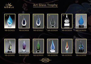 Regali creativi Tear Drop Trofeo Premio di Vetro di Arte su Base In Vetro Nero - Product Image 4