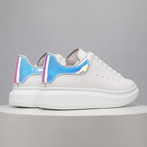 Chaussures de skate à lacets de haute qualité pour hommes et femmes, chaussures de créateur, hiver, été, automne, chaussures brillantes laser - Product Image 5