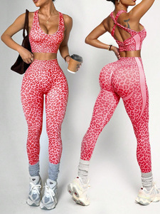 <span class=keywords><strong>Conjunto</strong></span> de yoga sin costuras con estampado de leopardo <span class=keywords><strong>para</strong></span> mujer, 2 piezas: leggings de cintura alta con efecto fruncido y sujetador deportivo de espalda cruzada, ropa deportiva <span class=keywords><strong>para</strong></span> entrenamiento y gimnasio. - Product Image 6
