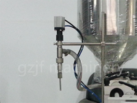 Machine de remplissage pneumatique semi-automatique à tête unique pour crème, pâte de tomate, eau et liquides – Machines de remplissage pneumatiques