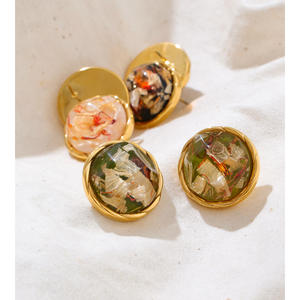 जिनयू 3683 विंटेज फ्रेंच रेसिन रंगीन बालियां तेल चित्रकला शैली 18k सोने के गोल कान स्टड - Product Image 2