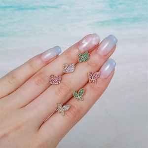Pendientes Pequeños de Corona con Circonita Cúbica, Chapados en Oro de 18K, para Cartílago, con Forma de Mariposa, para Mujeres y Niñas - Product Image 1