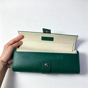 Étui à montres en cuir de qualité supérieure avec doublure douce, organisateur à 3 compartiments, boîte de rangement élégante, forme rectangulaire, fermeture à bouton - Product Image 3
