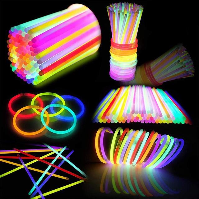 8" PE Glow Sticks-Bulk Pack Neon Colors Disposable Durable Flashing Lights 6-8 Hours Gift Box Party Favors for Kids New Year