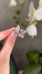 Anillo de Compromiso de Lujo con Diamante Cultivado en Laboratorio de 4CT Toi Et Moi, Oro Blanco Sólido de 14K/18K, Certificado VVS - Product Image 3