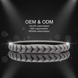 Capa de Volante em Cristal Semelhante a Diamante com Refração de Alto Índice, Bordas Lisas e Material PU Resistente ao Calor, Ajuste Universal - Product Image 1