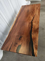 Prix réduit Plateau de table en bois massif avec bord naturel en résine époxy pour table à manger