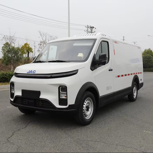 Fourgon frigorifique électrique pur JAC 5m³ avec autonomie de 350 km pour le transport d'aliments frais et congelés, et de médicaments/vaccins - Product Image 1