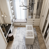 Dressing sur mesure de luxe à la française, porte vitrée laquée avec meneaux décoratifs incrustés, îlot multifonctionnel pour bijoux