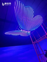 2023 LED brûlant papillon volant ailes lumineuses extérieur grande lumière d'amusement +