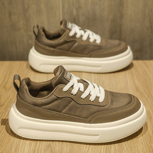 Marque de chaussures tendance pour hommes, design polyvalent et décontracté, chaussures de skate de niche pour adolescents à talons bas, offrant un confort optimal pendant l'activité. - Product Image 1
