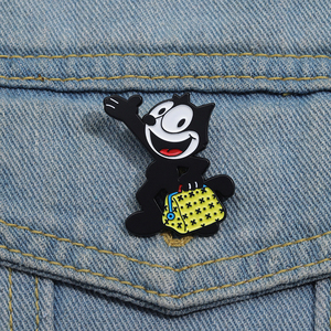 Broche en émail chat mignon, broche d'animal de dessin animé, badge de revers, accessoires de sac à dos, vêtements, bijoux amusants, cadeau en gros - Product Image 1