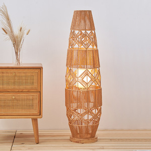 Lampe de sol en rotin, style bois naturel, source de lumière LED, couleur changeante, inspirée du zen, décoration de salon - Product Image 1