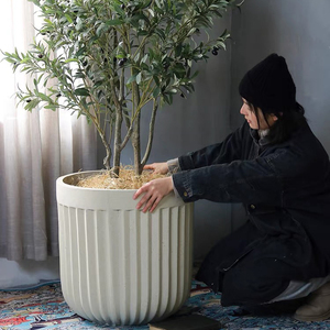 Grande jardinière en fibre <span class=keywords><strong>de</strong></span> verre avec logo personnalisé, décoration <span class=keywords><strong>de</strong></span> sol <span class=keywords><strong>de</strong></span> jardin, grands pots <span class=keywords><strong>de</strong></span> fleurs en béton - Product Image 3