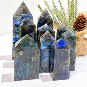 Torre de cristal de labradorita natural al por mayor tetraedro de labradorita grande para curación y decoración - Product Image 3