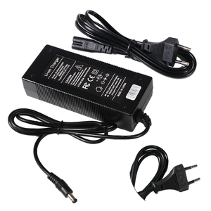 Nouvelle image EU Warehouse Scooter électrique 42V 2A chargeur avec DC 5.5 2.1mm CE adapté pour Kugoo S1/ G2 Pro <span class=keywords><strong>Fiido</strong></span> <span class=keywords><strong>E</strong></span>-<span class=keywords><strong>Bike</strong></span> D1/D2/<span class=keywords><strong>D2S</strong></span>/D4S - Product Image 1