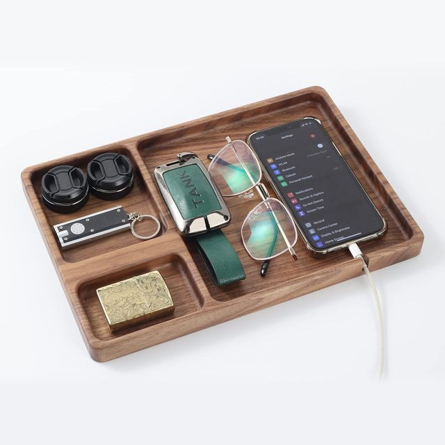 Custom Luxury Walnut Wooden Valet Tray Nightstand Organizer EDC Wood Tray for Men Wood Catchall Tray for Phone and Watch