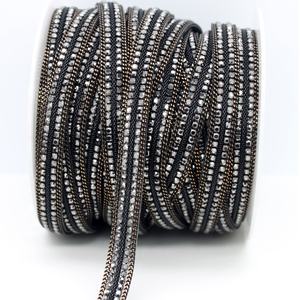 Prix <span class=keywords><strong>d</strong></span>'usine Bande de garniture thermocollante en maille de cristal avec motif chaîne en laiton et strass pour vêtements, chaussures, sacs, vente en gros - Product Image 1