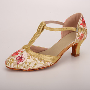 Chaussures <span class=keywords><strong>de</strong></span> <span class=keywords><strong>danse</strong></span> latine Chaussures <span class=keywords><strong>de</strong></span> <span class=keywords><strong>danse</strong></span> sociales à semelles souples Chaussures <span class=keywords><strong>de</strong></span> <span class=keywords><strong>danse</strong></span> à talons mi-hauts sociaux pour femmes - Product Image 3