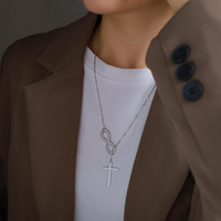 Collier Pendentif Croix Huit Porte-Bonheur en Acier Inoxydable Style Européen et Américain, Vente en Gros Personnalisée pour Femmes