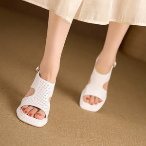 Sandalias Retro Hechas a Mano de Nicho para Mujer, Verano 2025, Nuevas, Cómodas para Usar al Aire Libre - Product Image 4