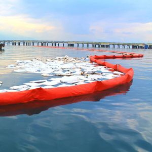 海洋貨物港使用のための新しいBeiduoフォーム充填PVCフローティング<span class=keywords><strong>UV</strong></span>耐性海洋封じ込めオイルブーム - Product Image 4