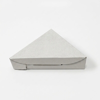 Boîte à pizza triangulaire en carton ondulé, matériaux recyclés personnalisés en gros, emballage alimentaire en carton ondulé pour servir la pizza
