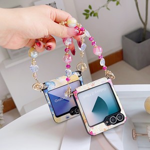 เคสโทรศัพท์พับได้รูปดอกไม้ที่ละเอียดอ่อนสดใหม่พร้อมโซ่แขวนใช้ได้กับ <span class=keywords><strong>Samsung</strong></span> Z <span class=keywords><strong>flip</strong></span> VIVO Huawei Xiaomi Moto OPPO - Product Image 4