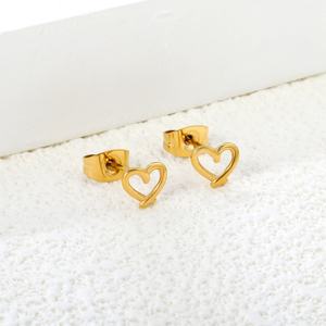 ต่างหูรูปหัวใจเล็กน่ารัก ชุบทอง ดีไซน์เก๋ไก๋ทันสมัย ทำจากสแตนเลส เหมาะสำหรับผู้หญิงและเด็กผู้หญิง - Product Image 4