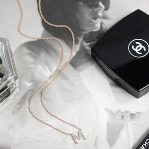 Collar con Colgante de Letra Inicial Cuadrada de Acero Inoxidable, 26 Letras de la A a la Z, para Hombre y Mujer - Product Image 2