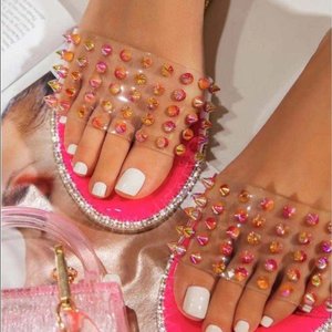 Nuevas Sandalias de Moda para Mujer, Color Arcoíris Brillante, Sandalias de Exterior de Talla Grande, Sandalias y Chanclas con Flores y Remaches Vietnamitas para Mujer - Product Image 6