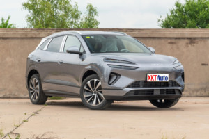 BYD Sealion 06 DM-i 2025 |   SUV hybride 5 places avec une autonomie de 121 km en mode électrique |   Batterie Blade à charge rapide 360 °   Vue panoramique Toit ouvrant panoramique - Product Image 3