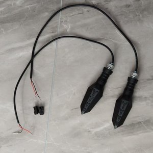 Clignotant LED pour trottinette électrique, lampe d'avertissement ambre, pièces de modification et de mise à niveau pour trottinette adulte, vente en gros et au détail - Product Image 2