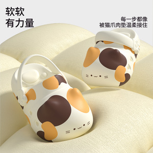 Lindos zuecos con diseño de pata de gato tricolor, suela gruesa antideslizante, sandalias de playa de verano para mujeres, hombres, padres e hijos, con estampado animal. - Product Image 2