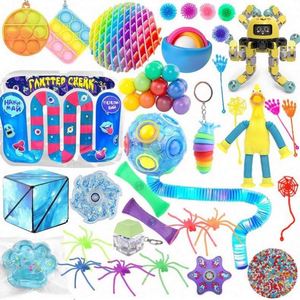 Mini-jouets anti-stress éducatifs pour enfants, en plastique, à remontée lente, en forme de poulet, de cubes et de nourriture, style Halloween, imitation Taba chinois, type Squishy, avec porte-clés - Product Image 5