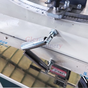 Sierra de corte de 1 cabezal para fabricación de puertas, equipo para perfiles de plástico de 45 y 90 grados, máquina de corte de aluminio y puertas - Product Image 4