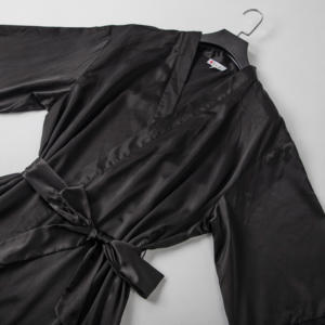 Bata de satén personalizada para mujer Detalles de encaje Mangas 3/4 Poliéster Sexy Albornoces de lujo Ropa de dormir Kimono Bata - Product Image 2