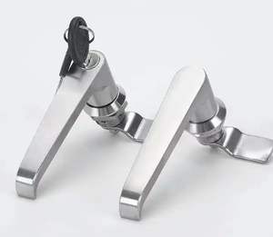 電気キャビネットドアロッククォーターターンAISI 316 Lハンドルロック工場精密鋳造シール付き - Product Image 1