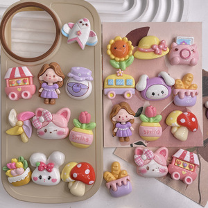 Gantungan Resin Lucu Bentuk Es Krim, Roti, Topi, Susu, Bunga, Jamur, Bus untuk Dekorasi Casing Ponsel, Botol, Sepatu - Product Image 2