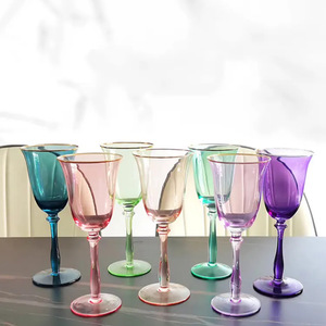 Copa de cristal Retro Vintage, diseño de una sola cuenta fresca pequeña para francés clásico para champán y vino tinto - Product Image 1
