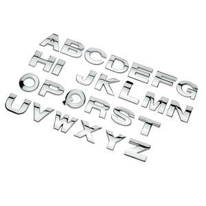 Adesivo Emblema Auto con Numeri Inglesi da 2,5 CM Stampati UV, Logo Personalizzato Argento per Uso Agricolo sul Bagagliaio Posteriore - Product Image 5